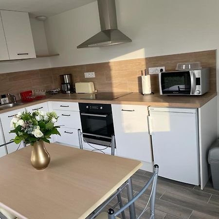 Appartement Rdc Гранвил Екстериор снимка