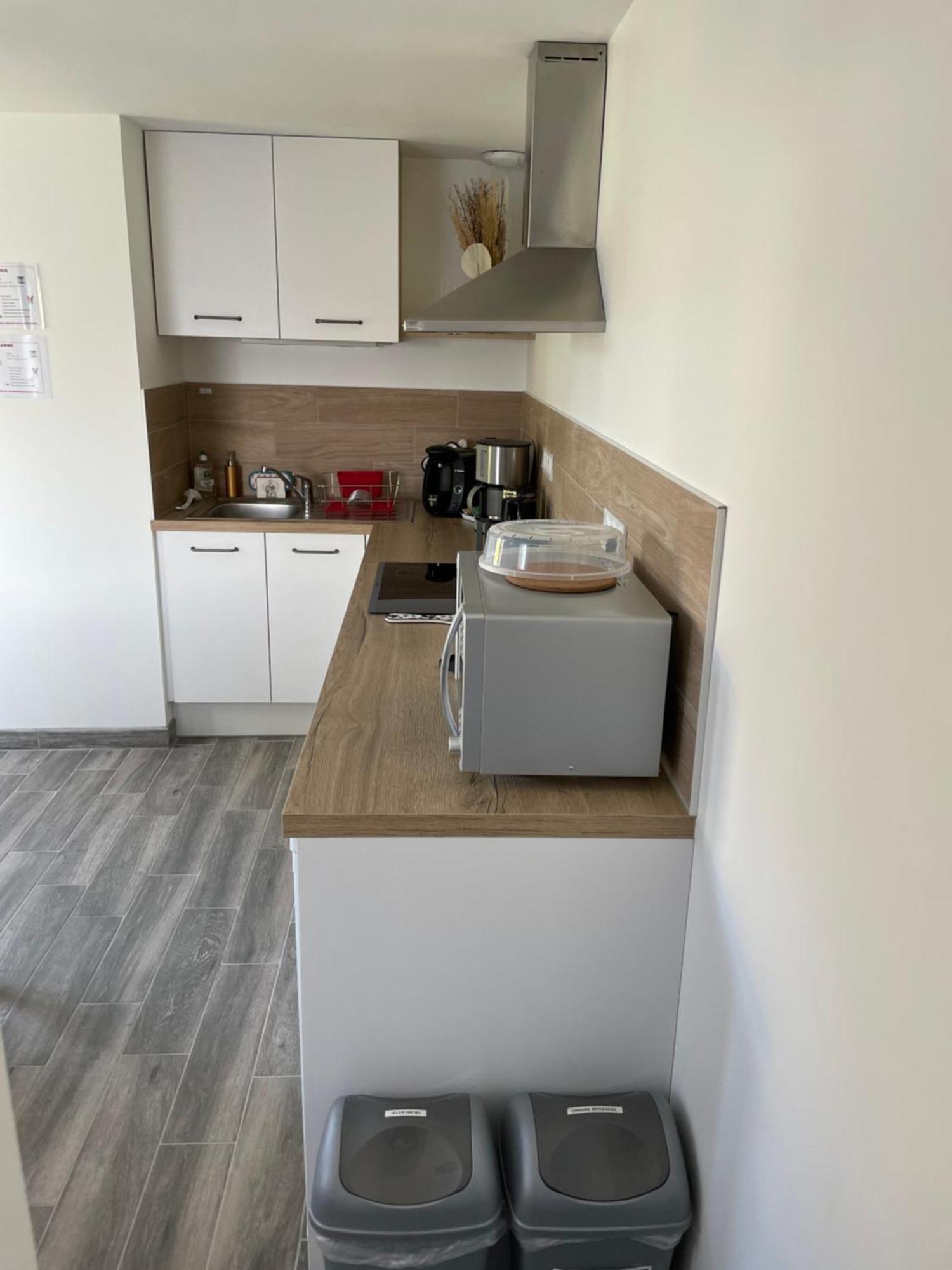 Appartement Rdc Гранвил Екстериор снимка