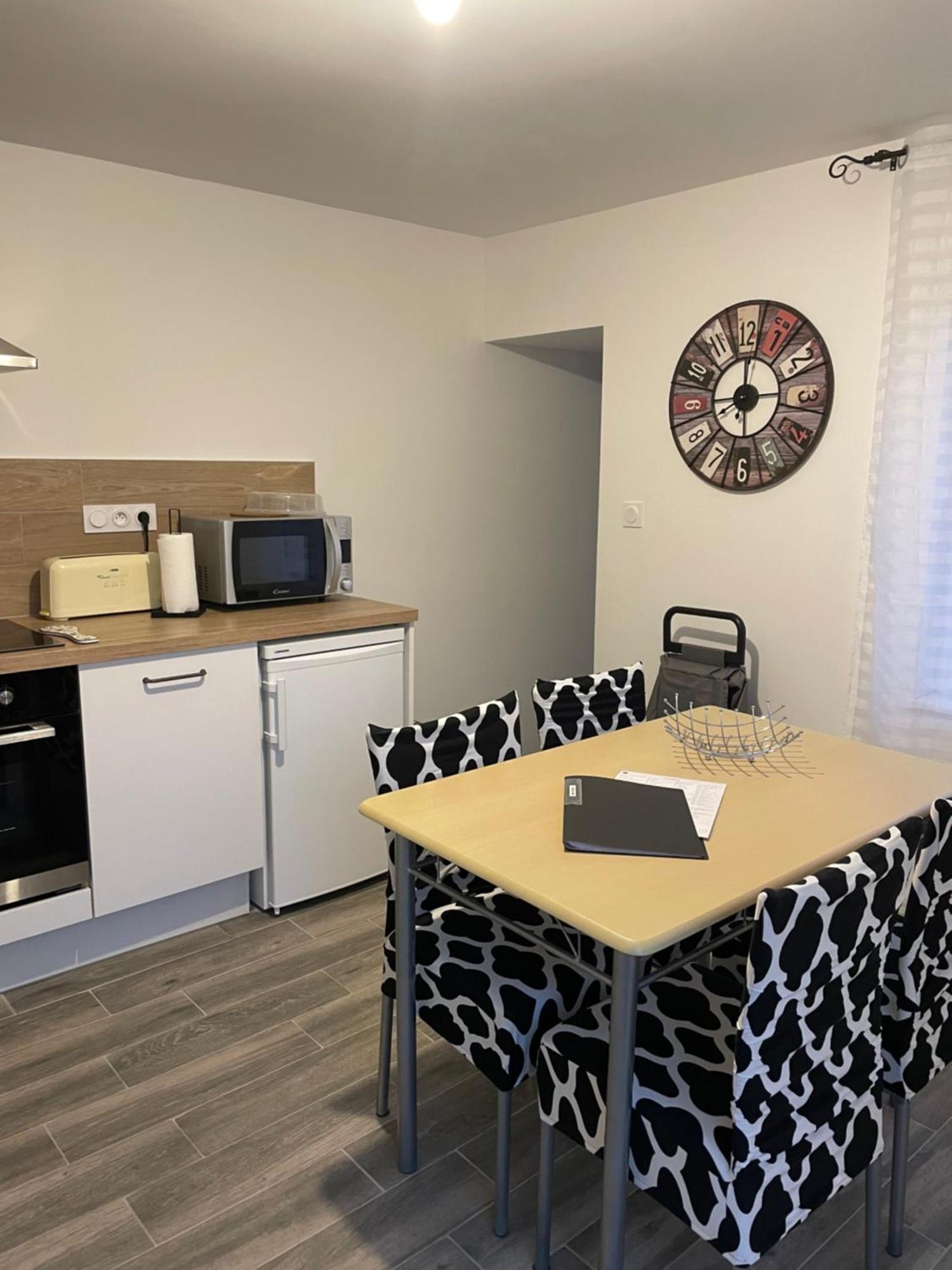 Appartement Rdc Гранвил Екстериор снимка
