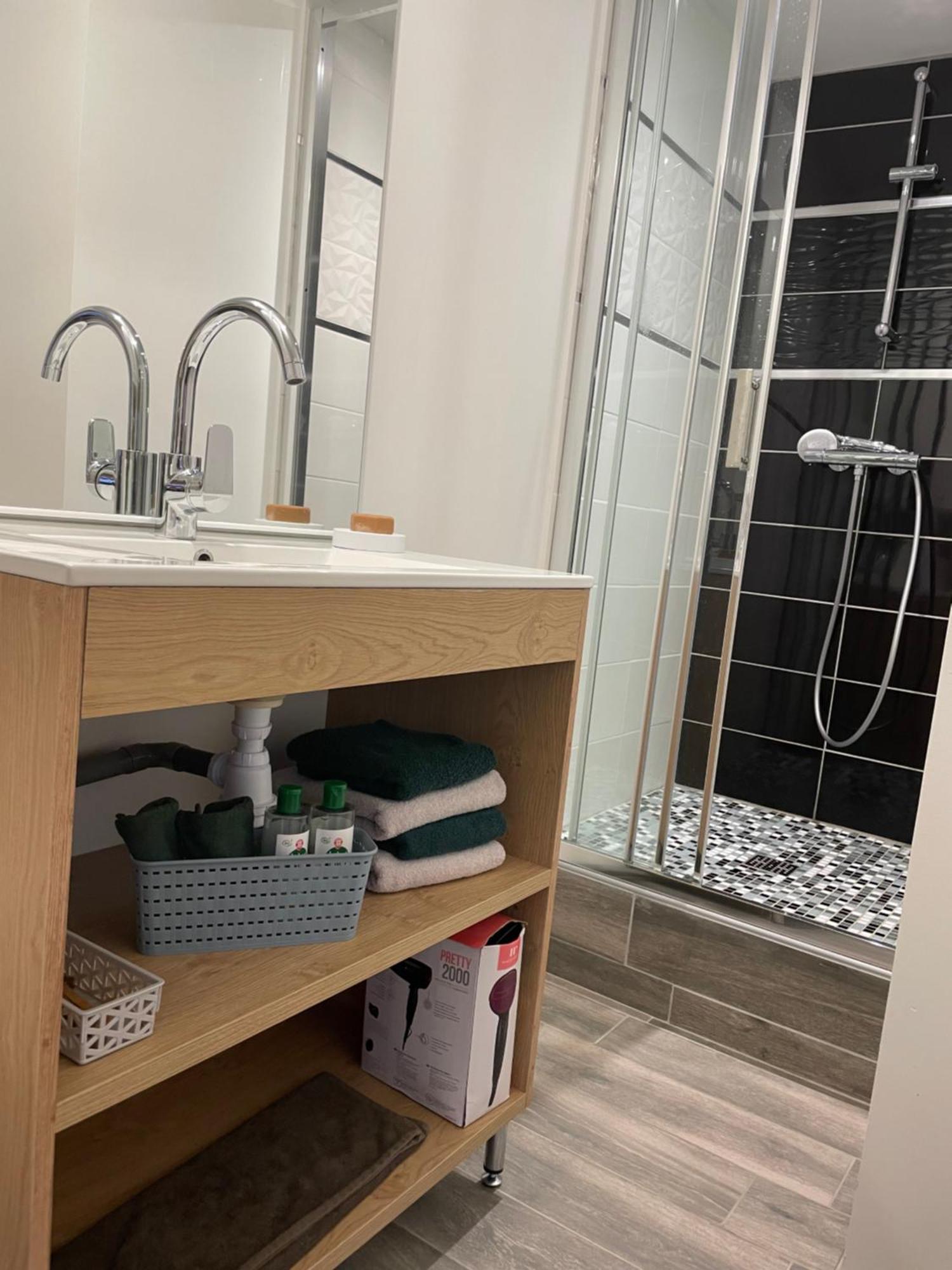 Appartement Rdc Гранвил Екстериор снимка